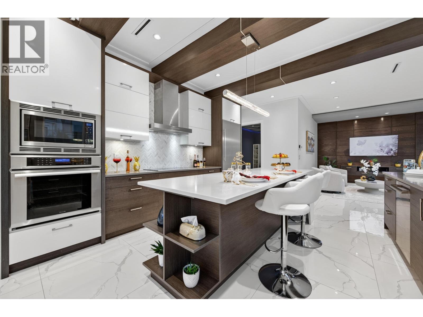 3400 BARMOND AVENUE, Richmond