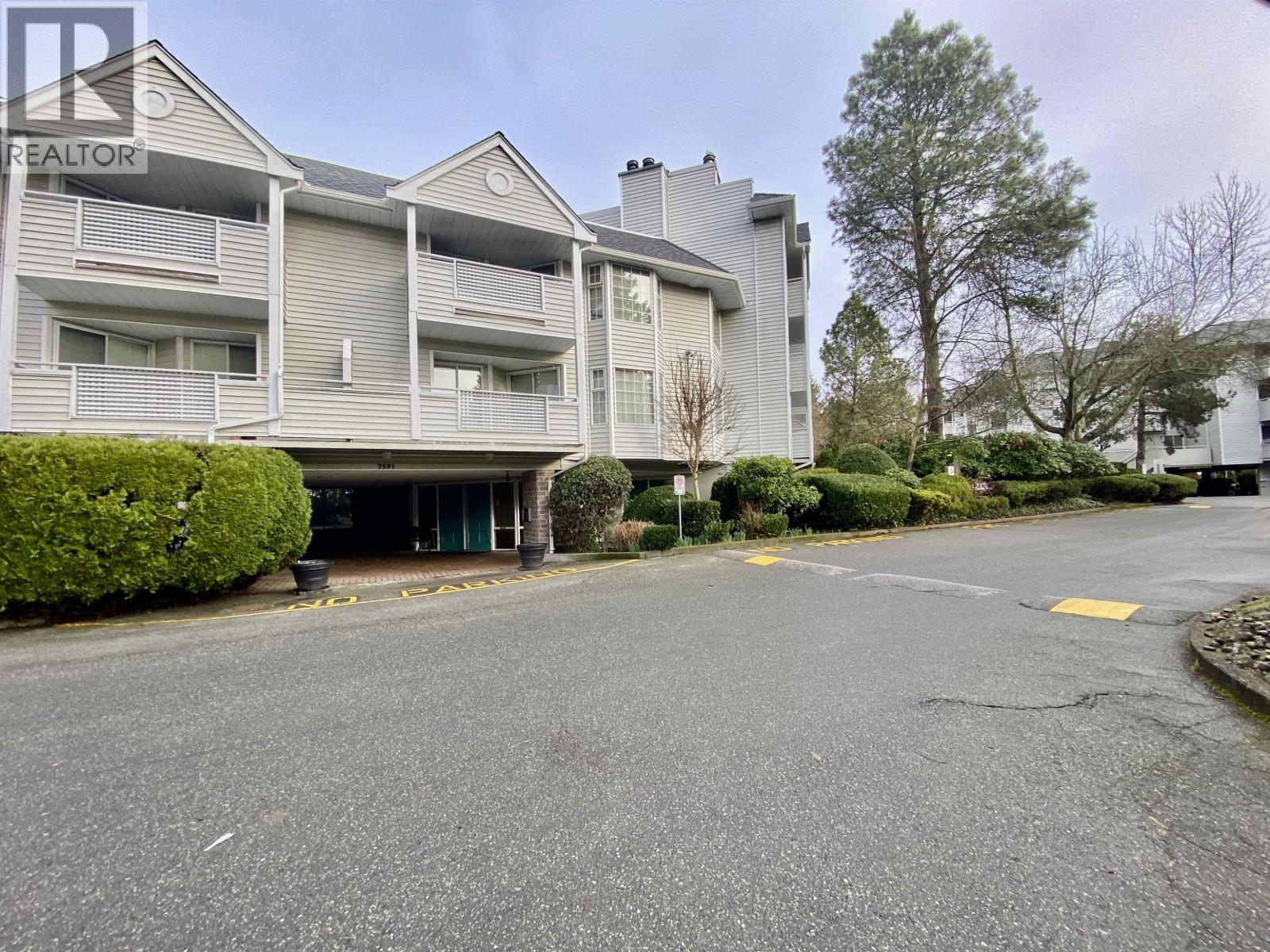 115 7591 MOFFATT Road - main photo