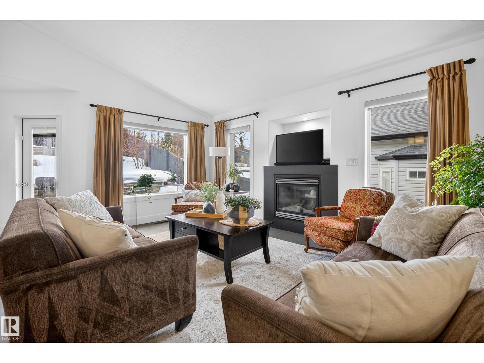 142 HIGHGROVE TC, Sherwood Park