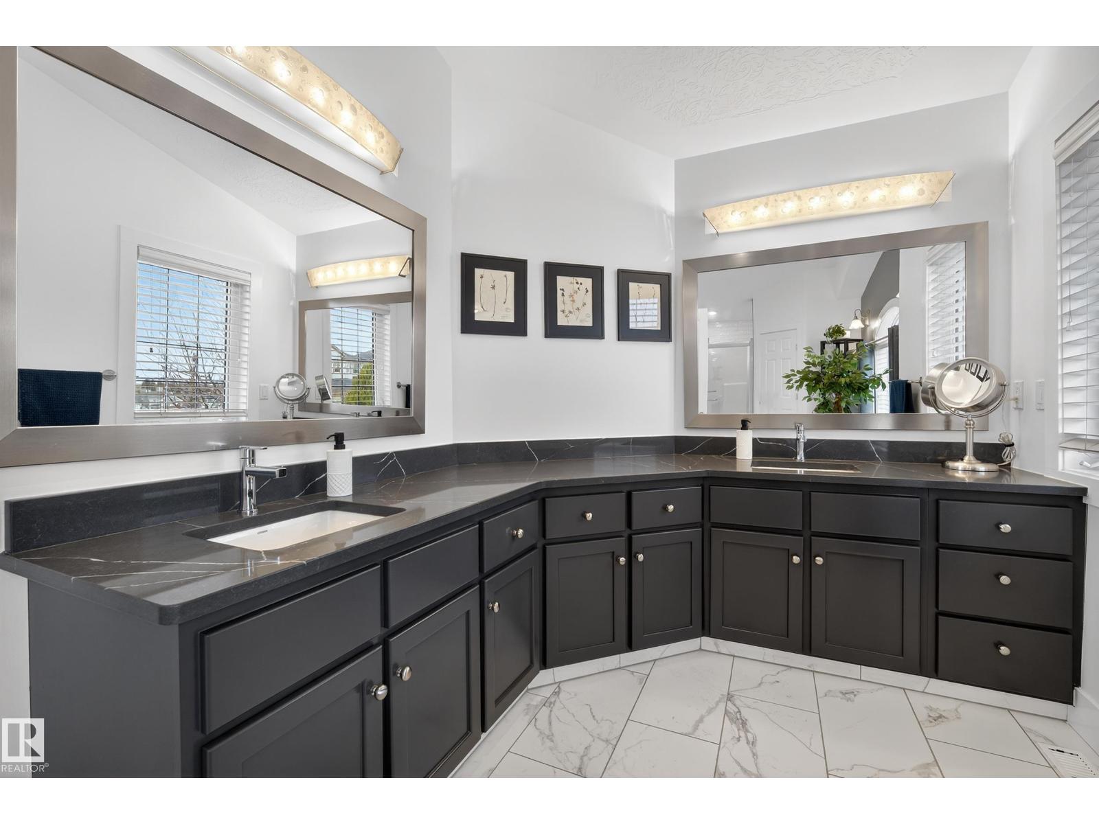 142 HIGHGROVE TC, Sherwood Park