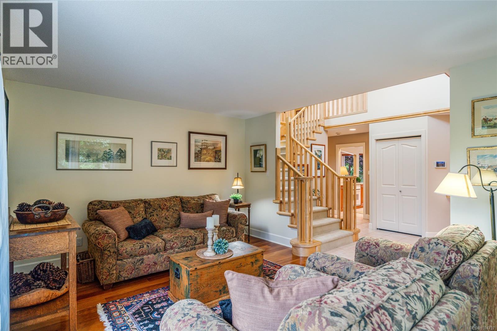 3383 Rockhampton Rd, Nanoose Bay