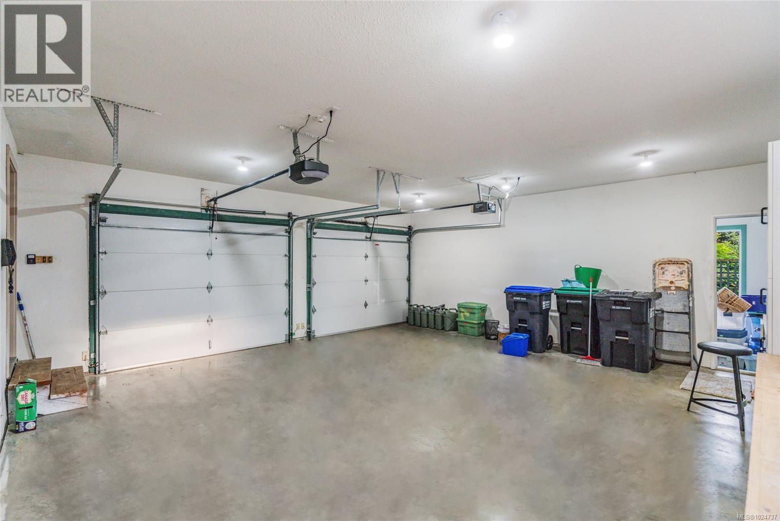 3383 Rockhampton Rd, Nanoose Bay