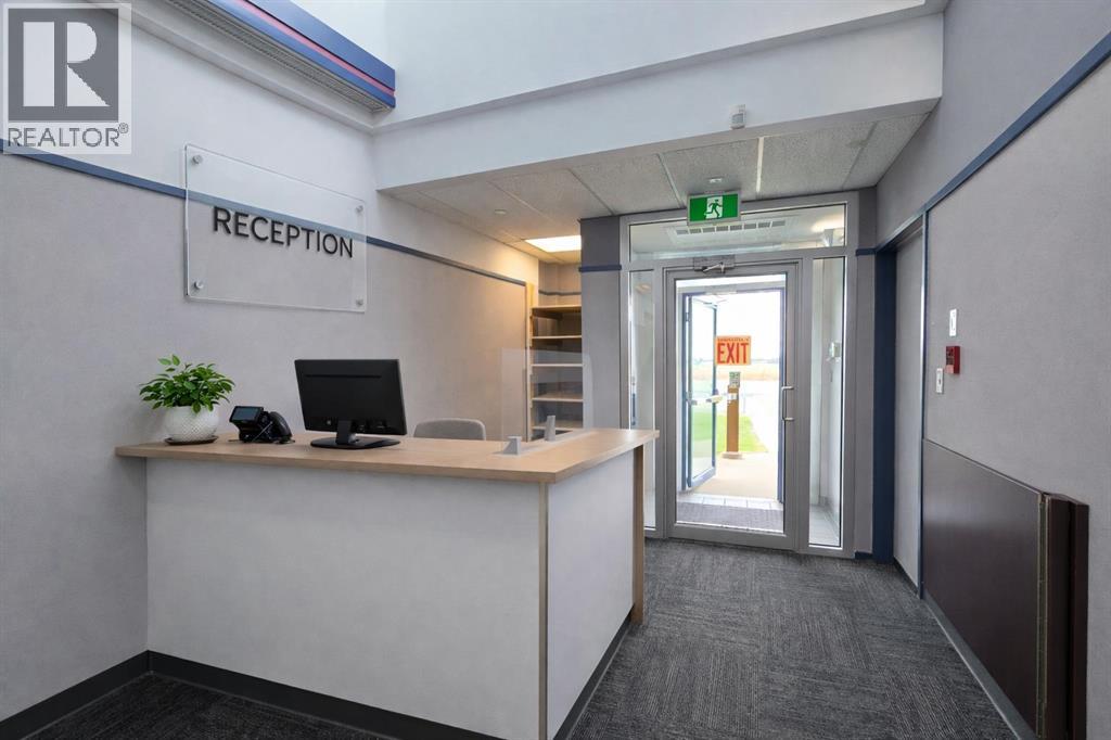 4512 46th Street - Photo 2 of 12, Olds, Alberta