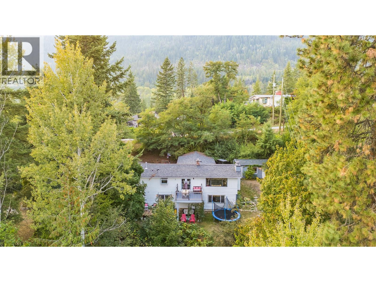 2758 Leecrest Road, Nelson