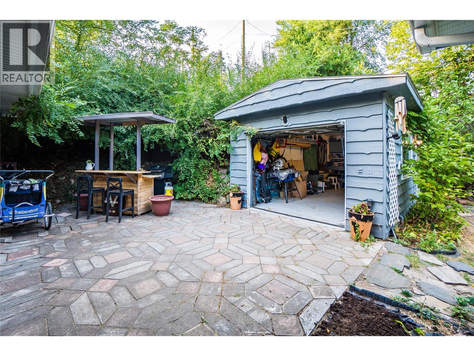 2758 Leecrest Road, Nelson