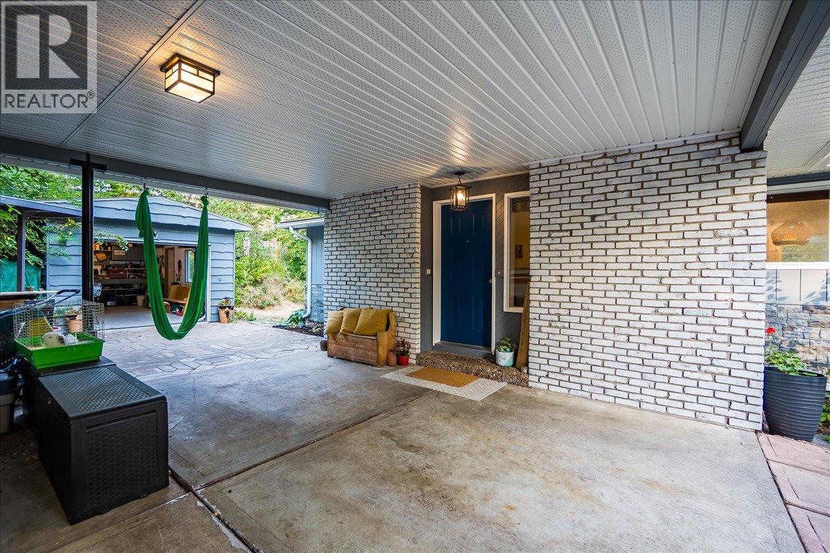 2758 Leecrest Road, Nelson