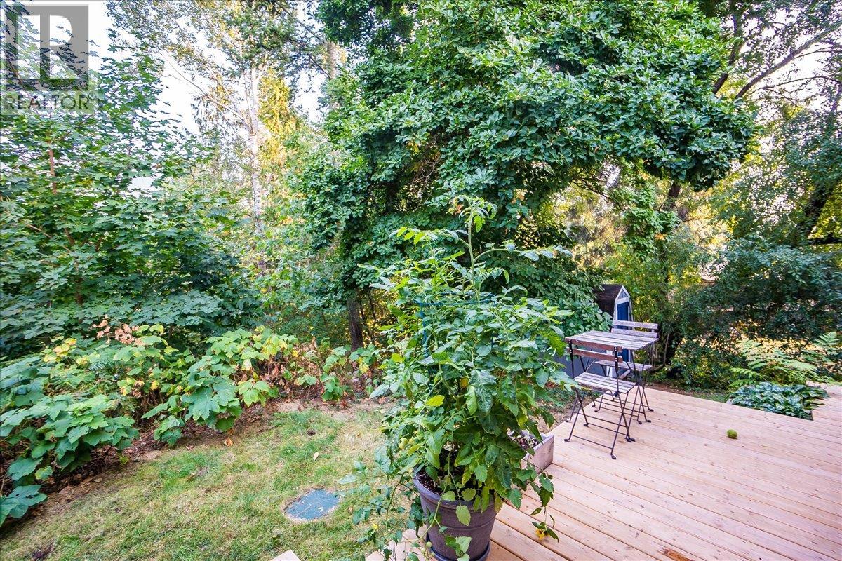 2758 Leecrest Road, Nelson