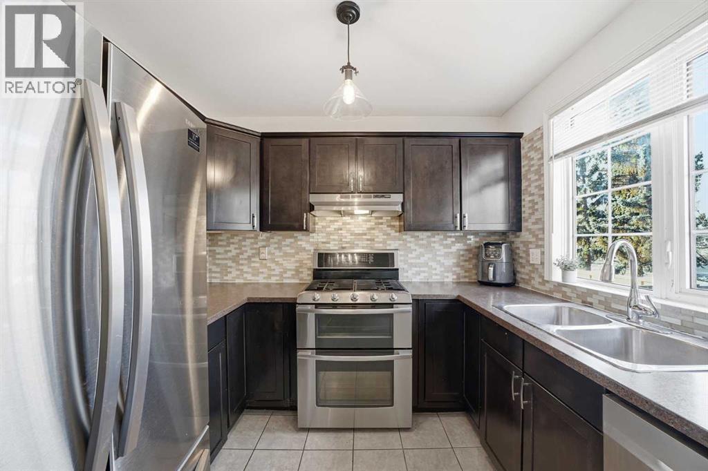 Single Family House for Sale in  Abberfield Court NE Abbeydale Calgary 