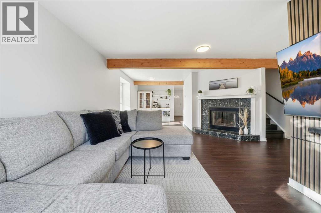 Single Family House for Sale in  Abberfield Court NE Abbeydale Calgary 