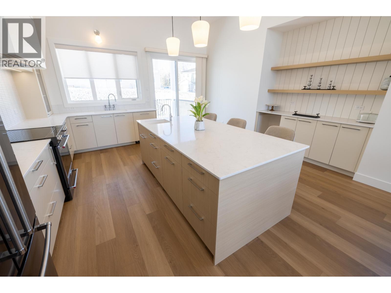 7807 SOUTHRIDGE AVENUE, Prince George