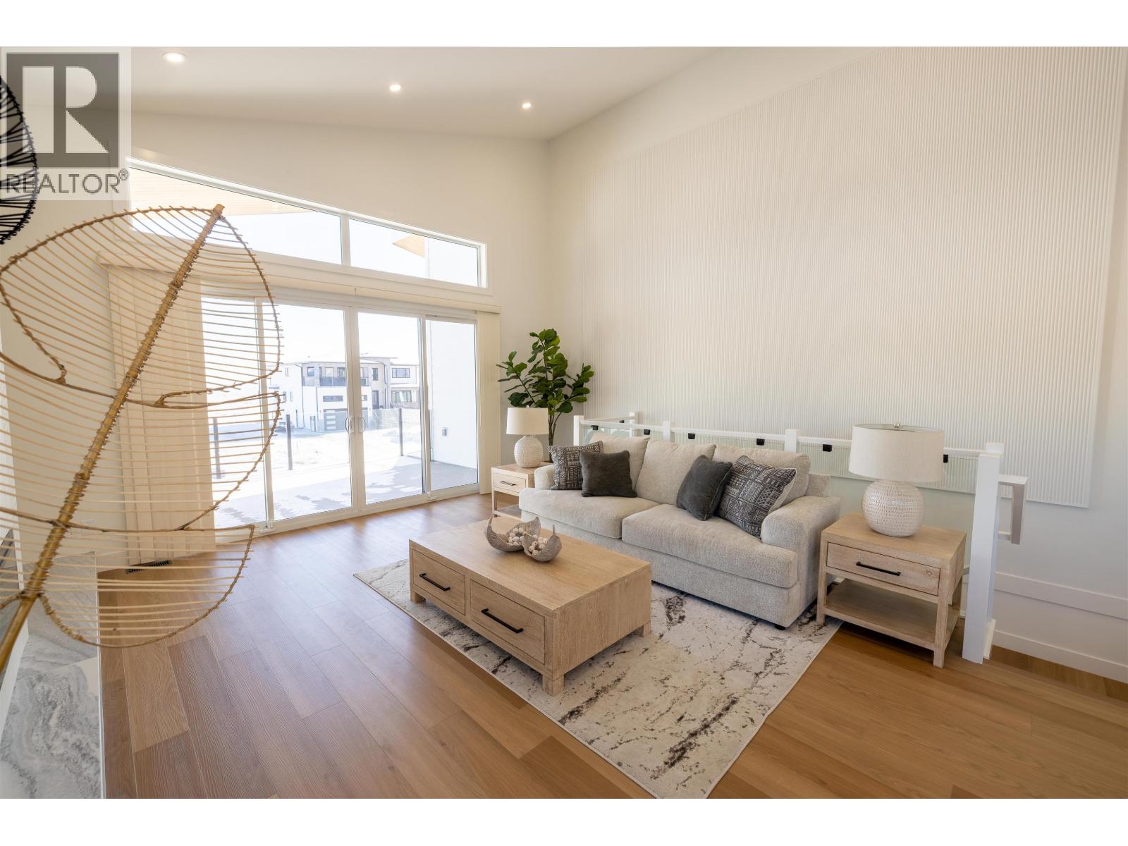 7807 SOUTHRIDGE AVENUE, Prince George