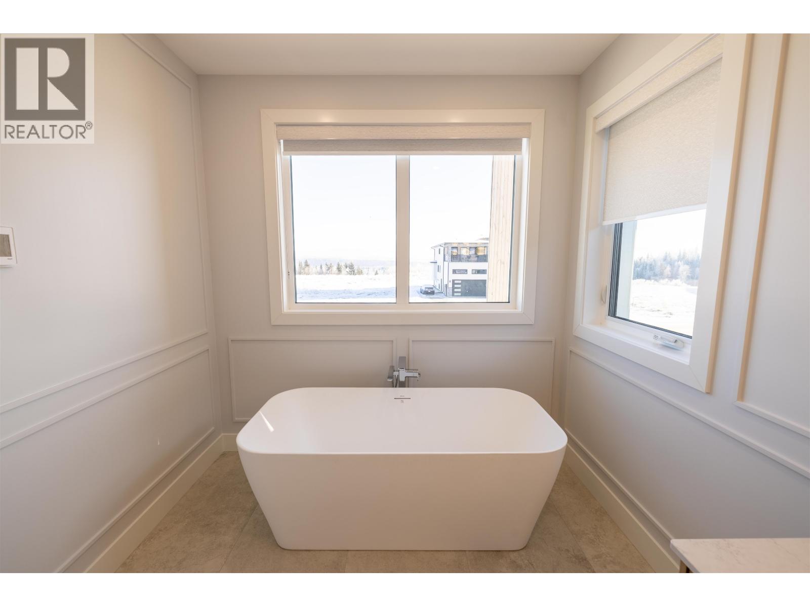 7807 SOUTHRIDGE AVENUE, Prince George