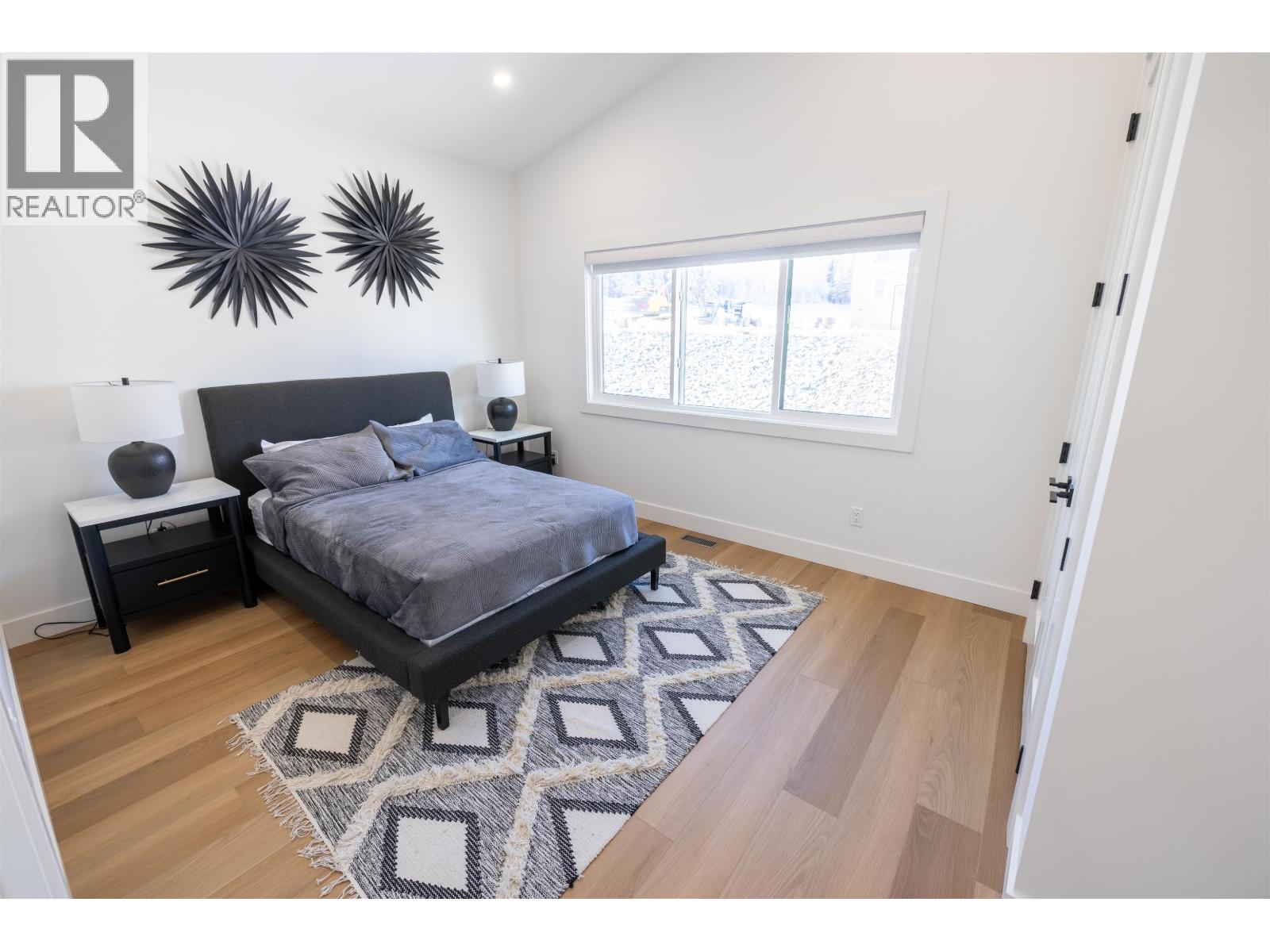 7807 SOUTHRIDGE AVENUE, Prince George