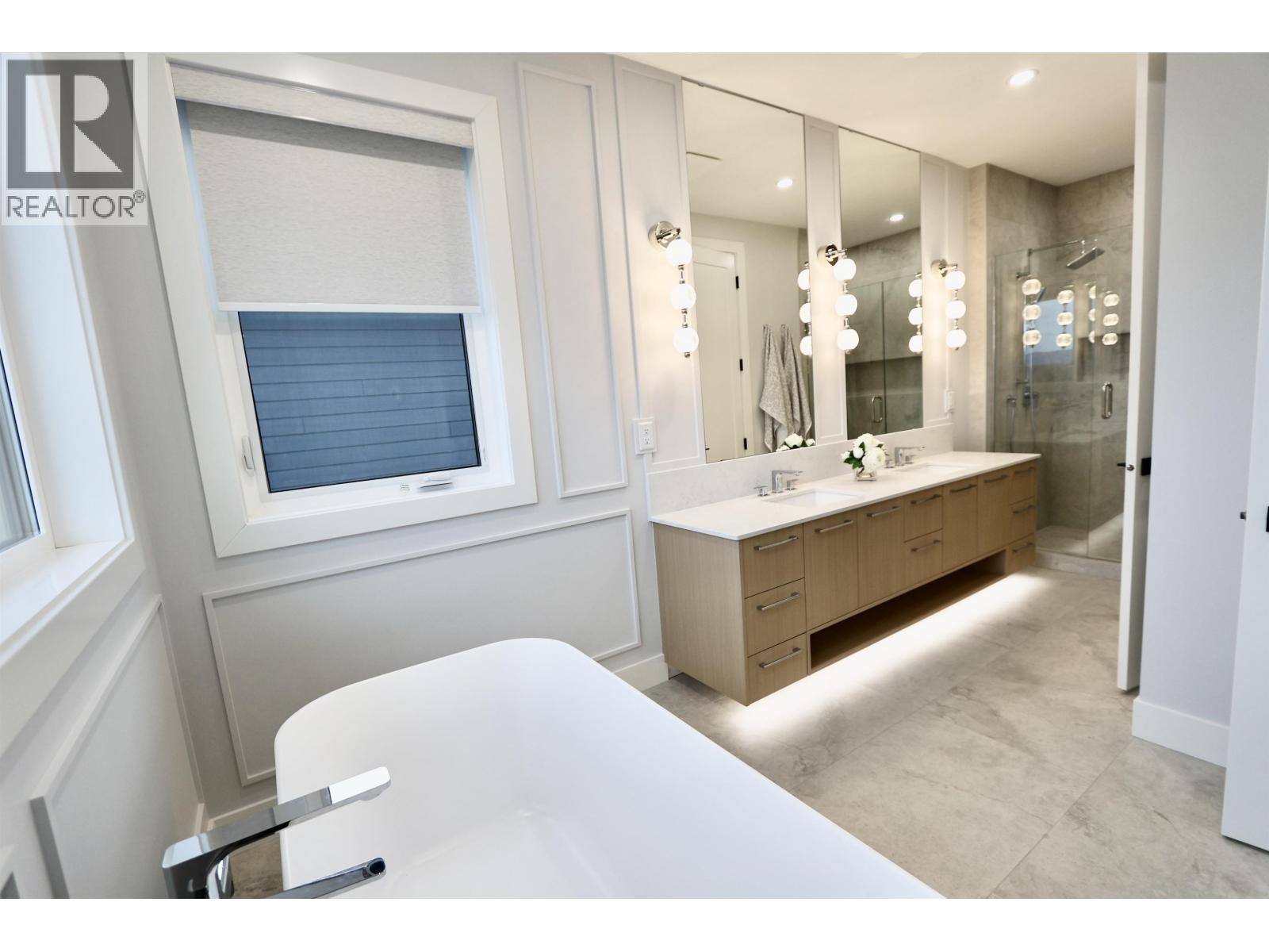 7807 SOUTHRIDGE AVENUE, Prince George