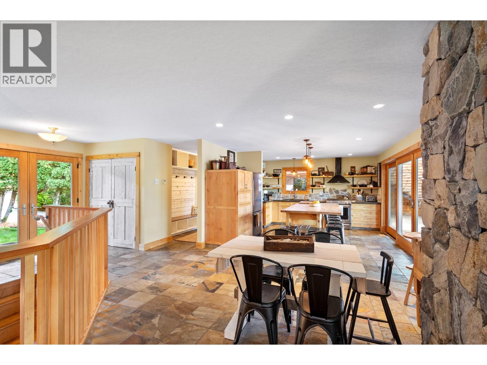 138 Devon Drive, Okanagan Falls