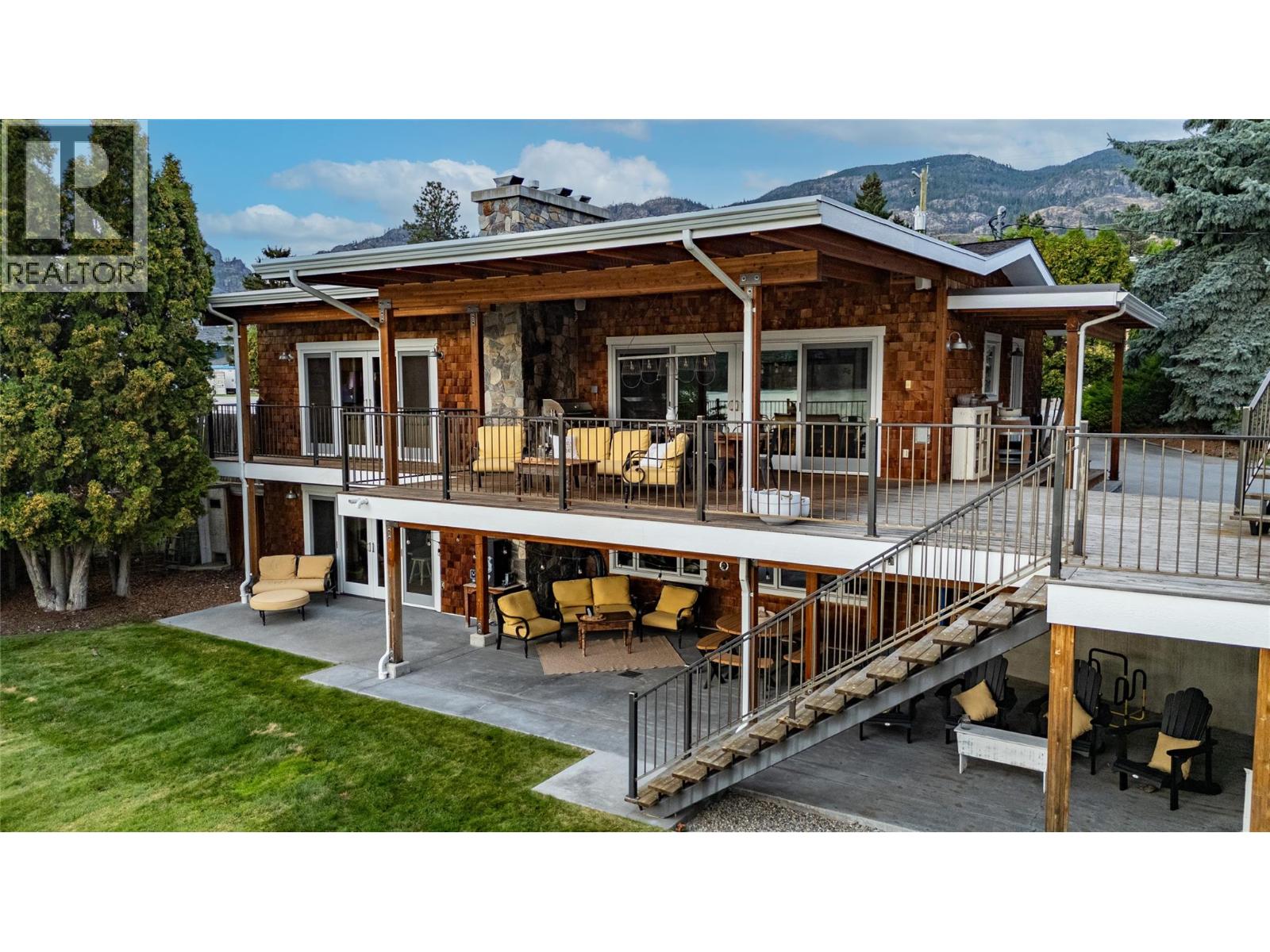 138 Devon Drive, Okanagan Falls