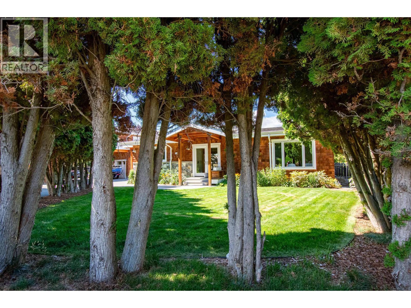 138 Devon Drive, Okanagan Falls