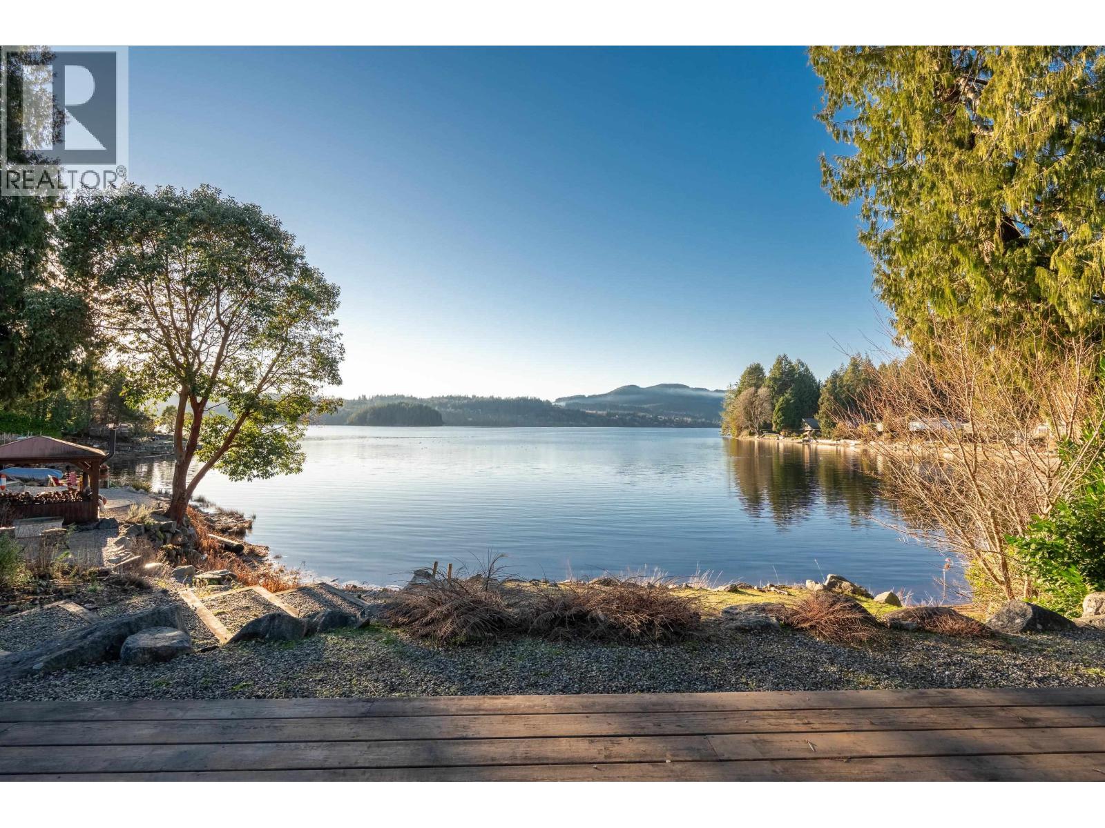 6343 MARMOT ROAD, Sechelt