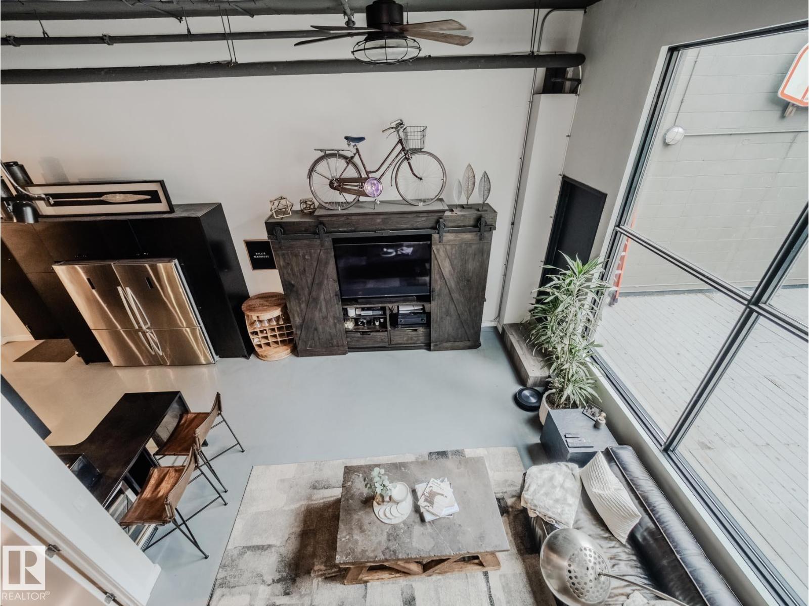 #1001 10179 105 ST NW, Edmonton