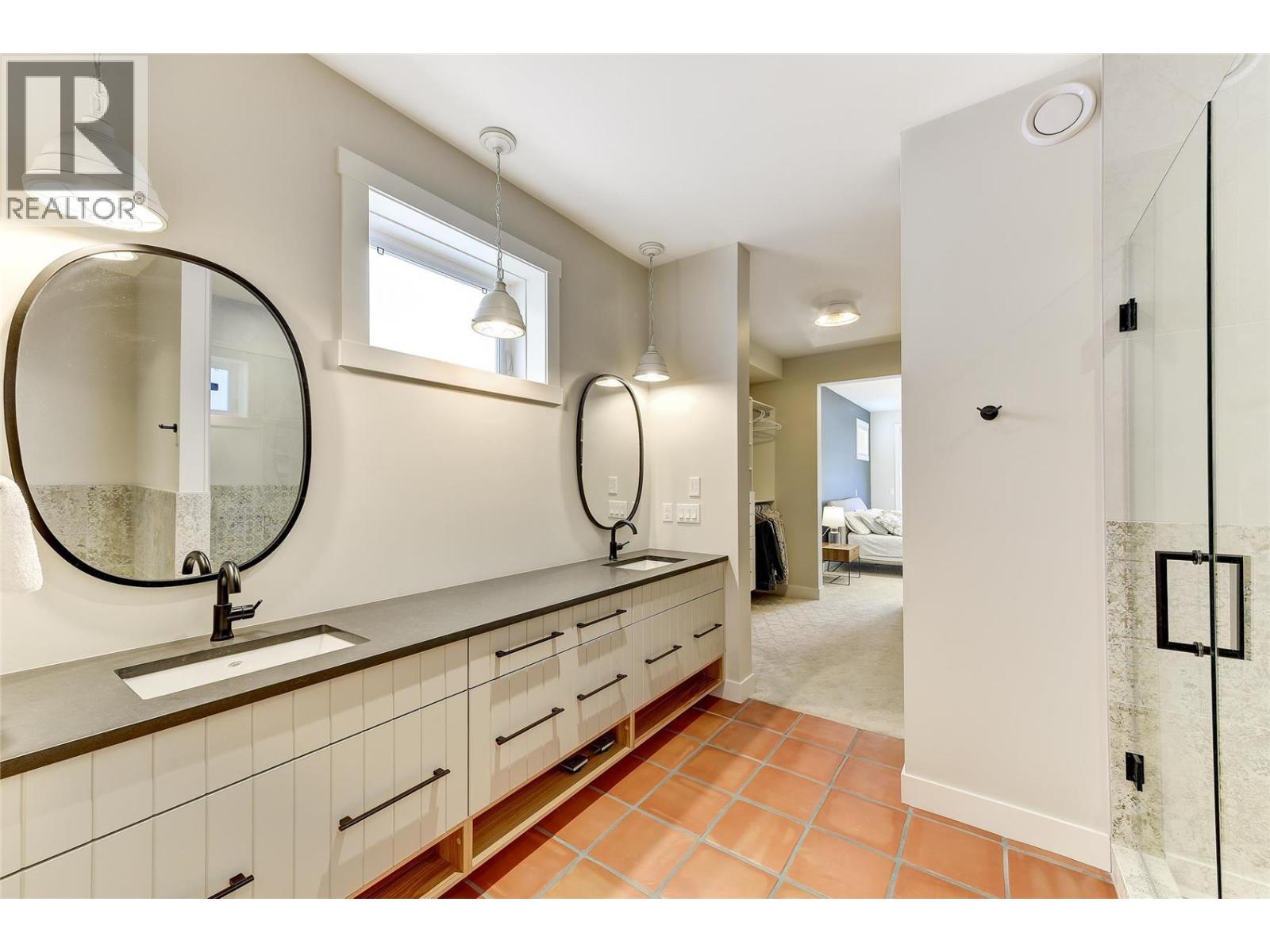  773 Barnaby Road, Kelowna