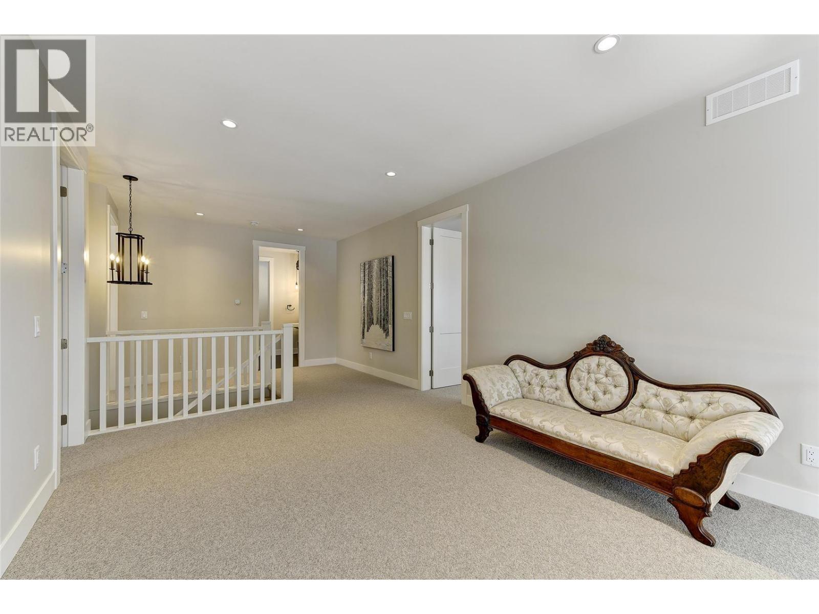  773 Barnaby Road, Kelowna