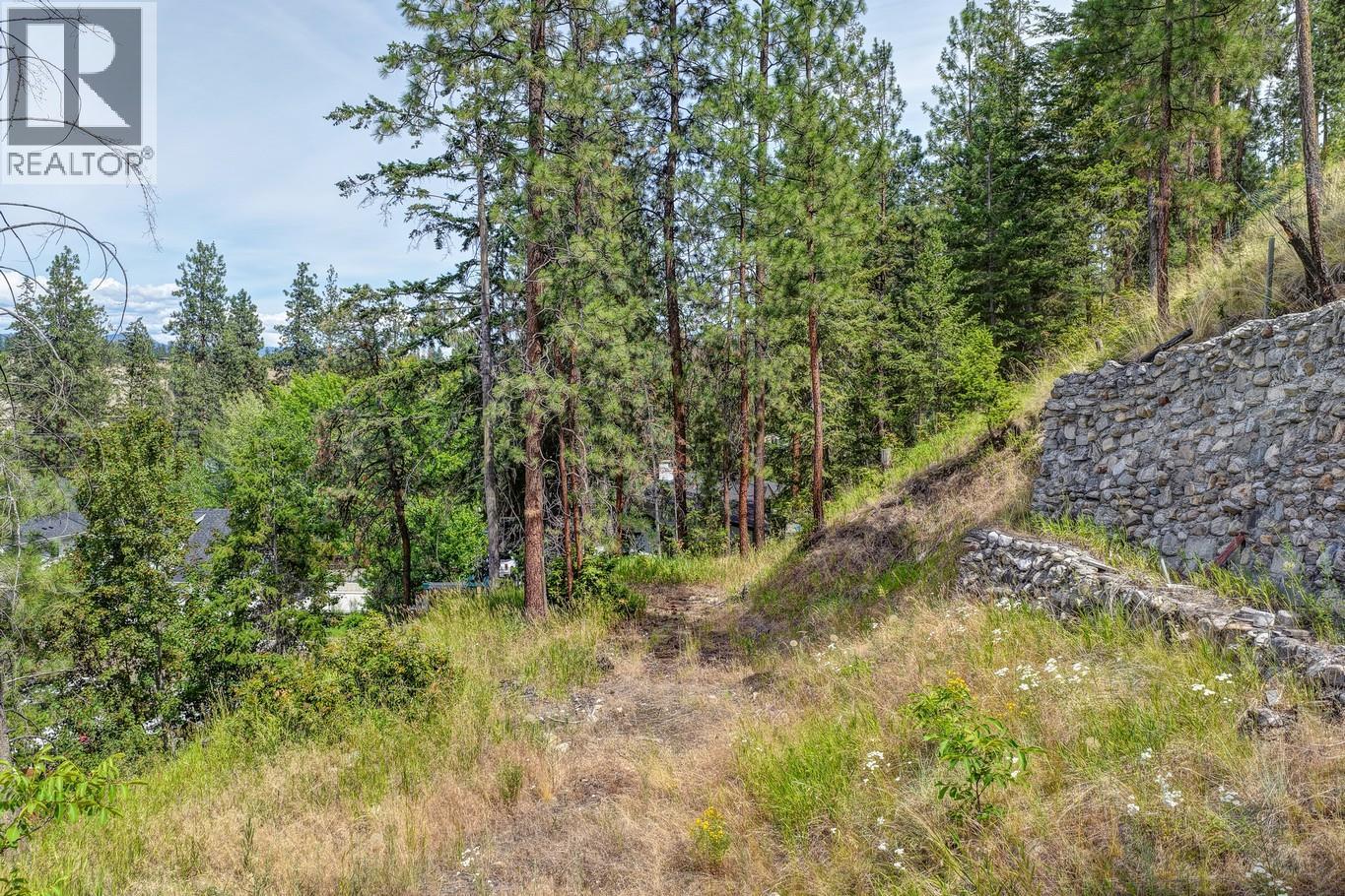  773 Barnaby Road, Kelowna