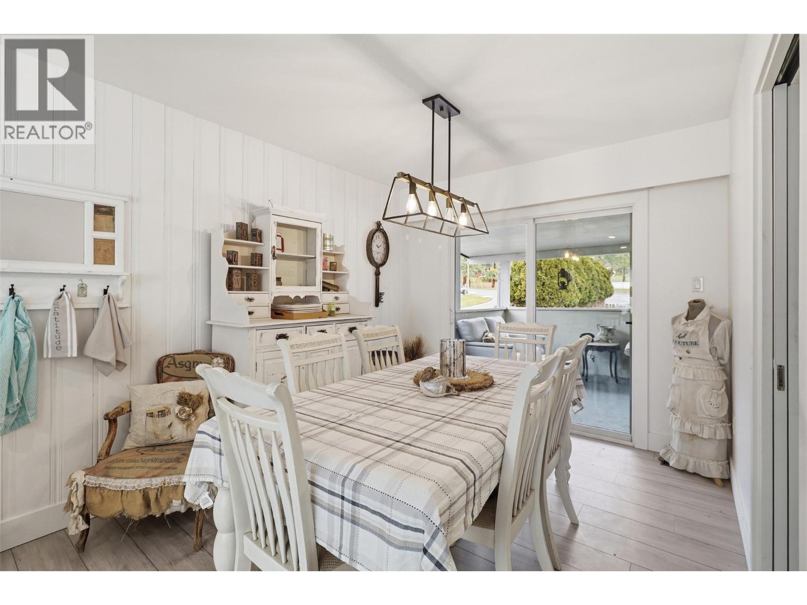 2163 PARKER Drive, Merritt