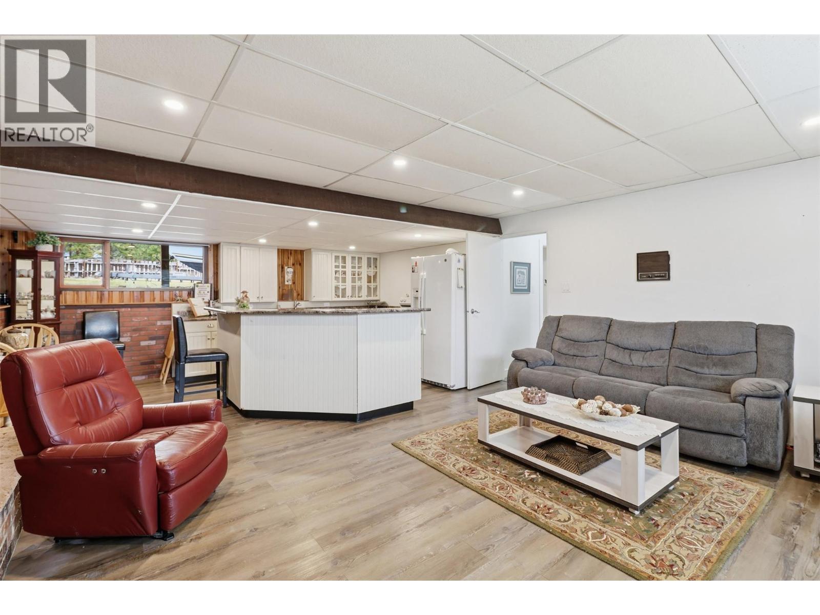 2163 PARKER Drive, Merritt