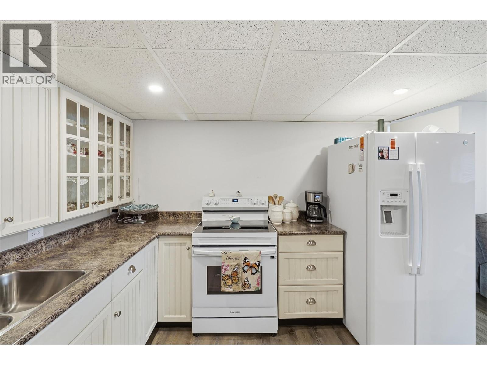 2163 PARKER Drive, Merritt