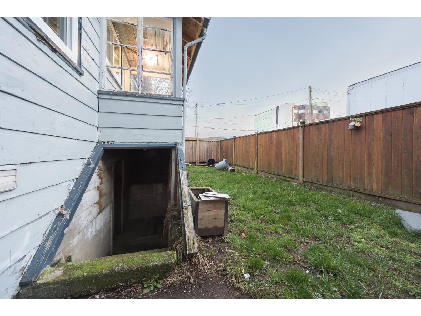 45726 SPADINA AVENUE, Chilliwack Proper West, Chilliwack