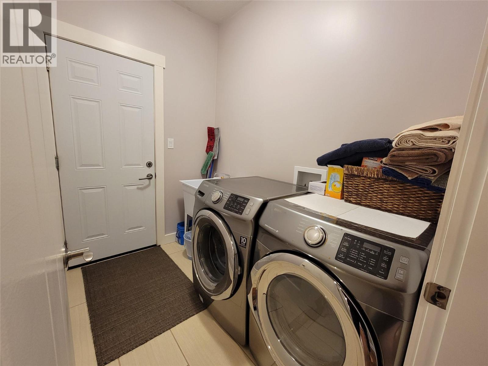 304 K View Crescent, Keremeos