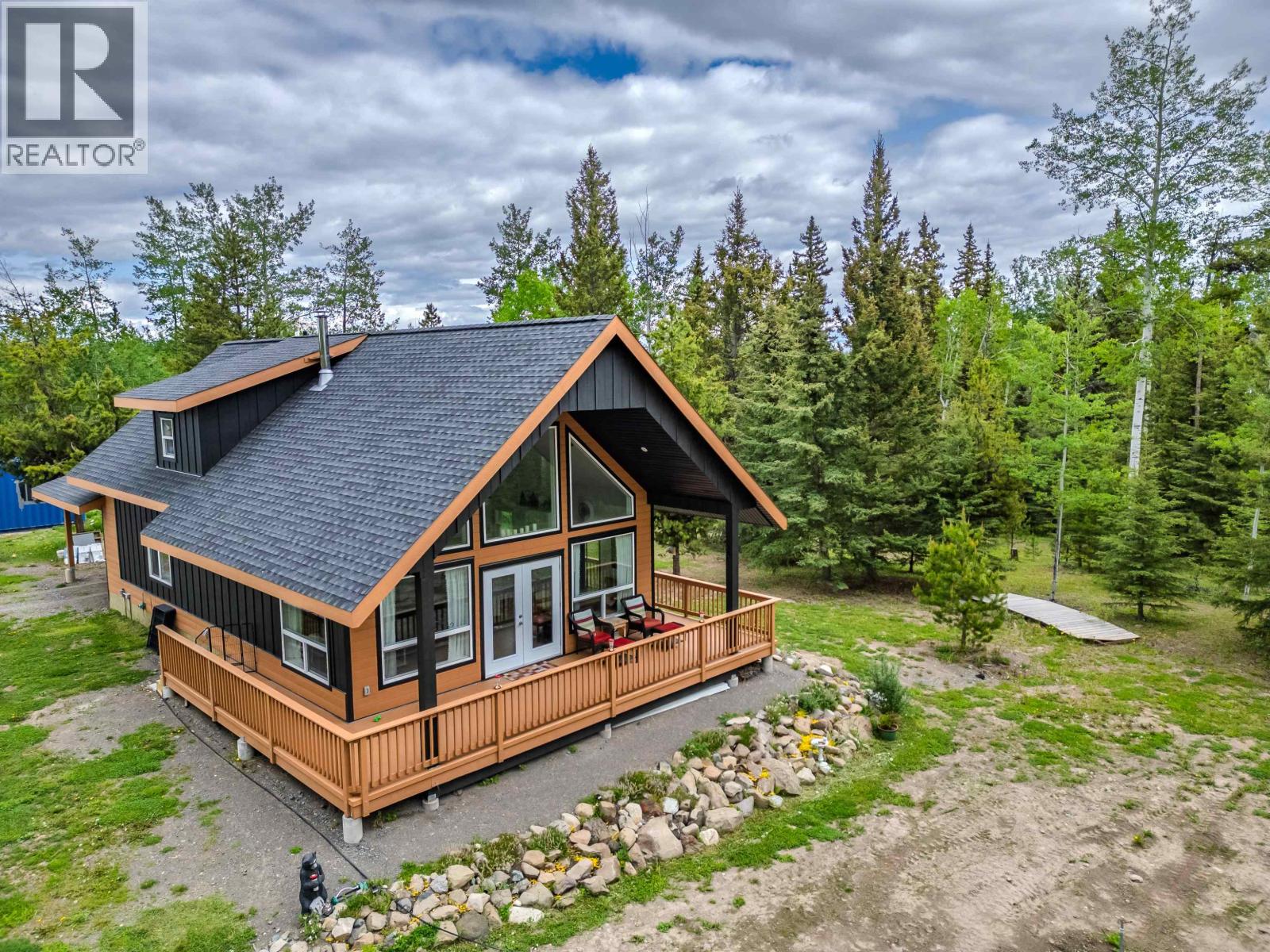 5606 LITTLE FORT 24 HIGHWAY, Lone Butte