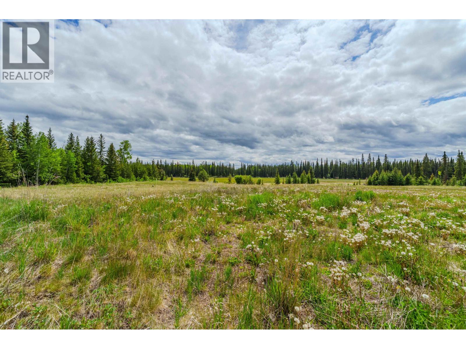 5606 LITTLE FORT 24 HIGHWAY, Lone Butte