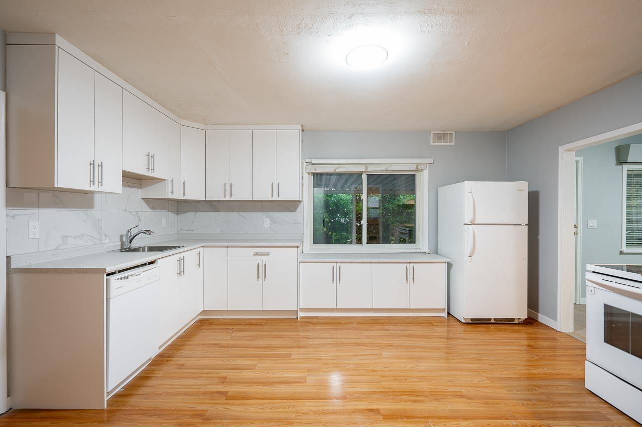 27284 30 AVENUE, Langley