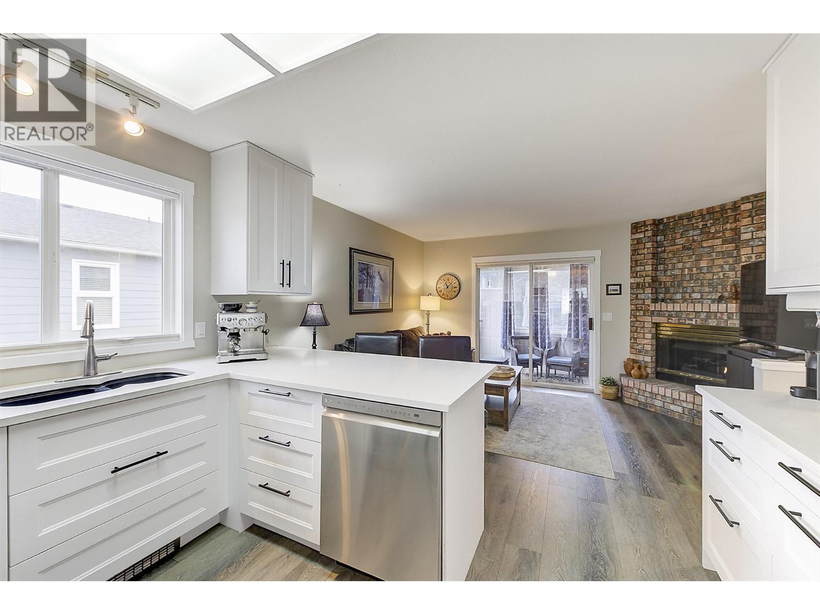 572 1255 Raymer Avenue, Kelowna