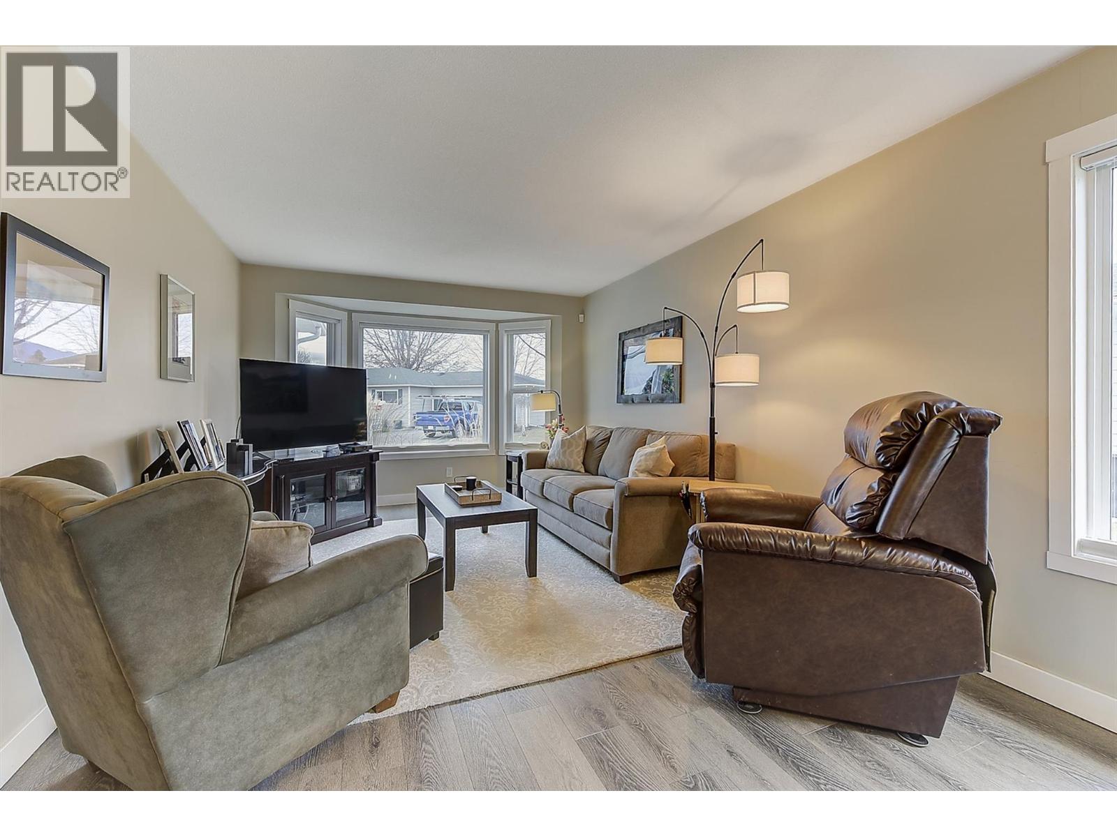 572 1255 Raymer Avenue, Kelowna