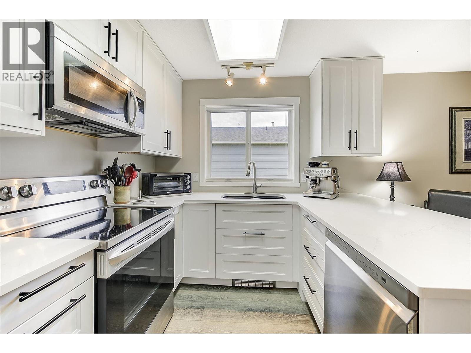 572 1255 Raymer Avenue, Kelowna