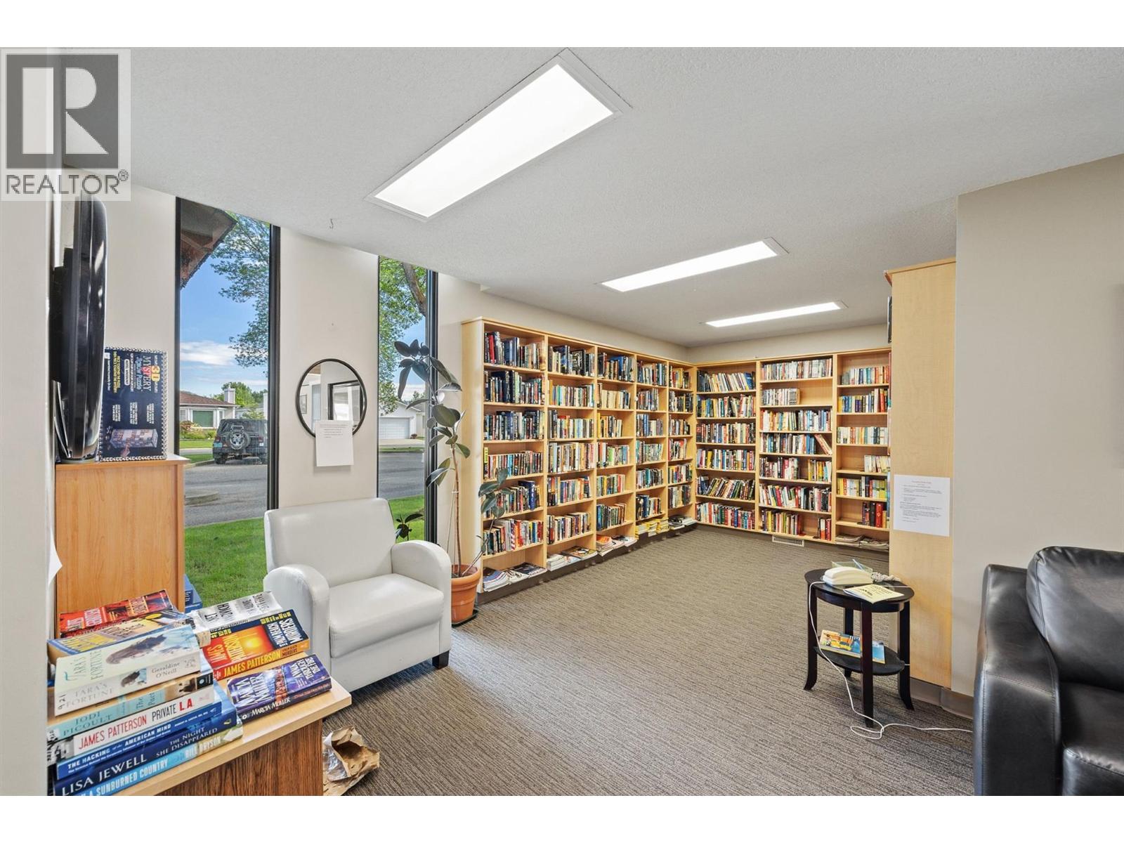 572 1255 Raymer Avenue, Kelowna