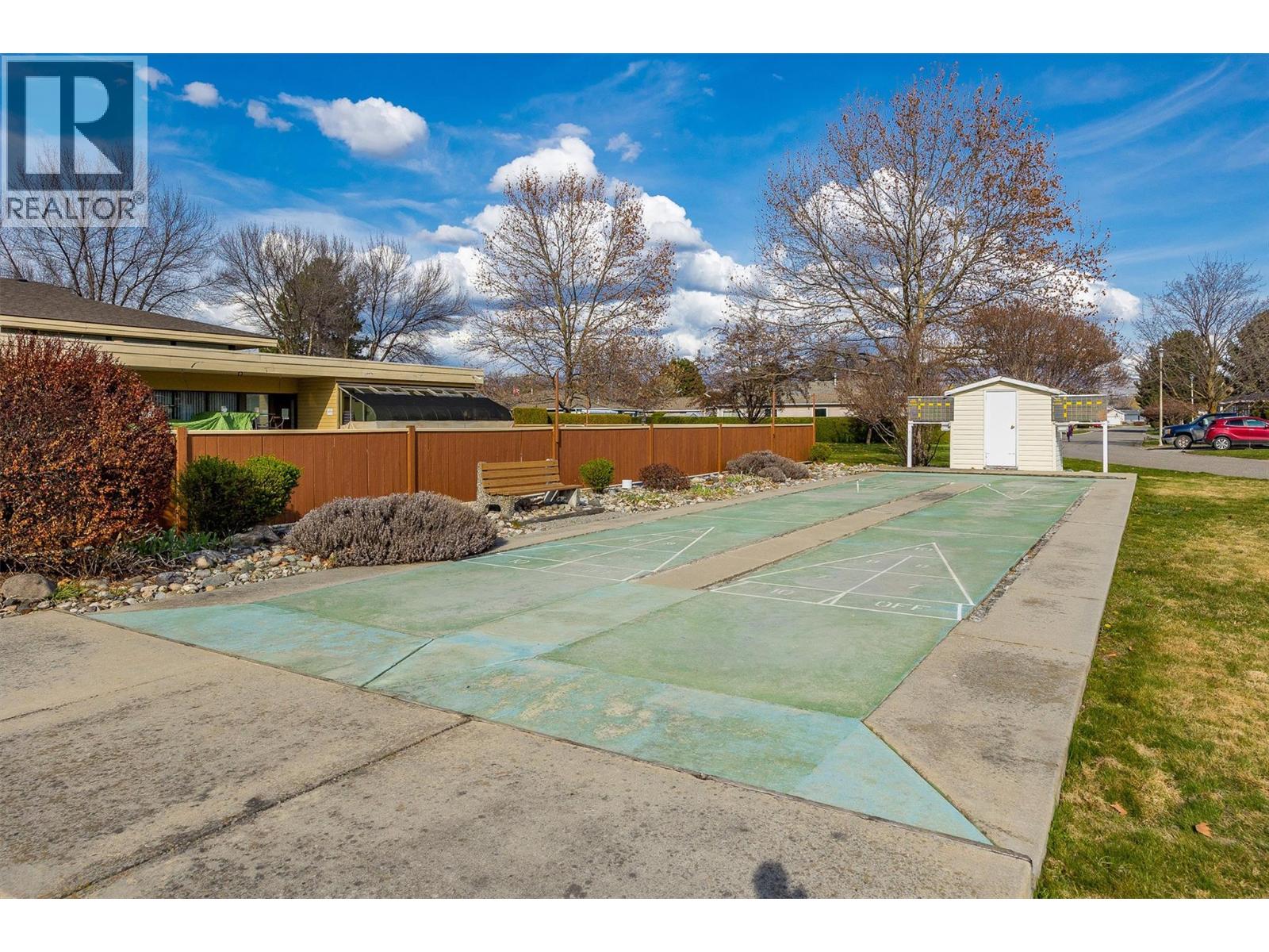 572 1255 Raymer Avenue, Kelowna