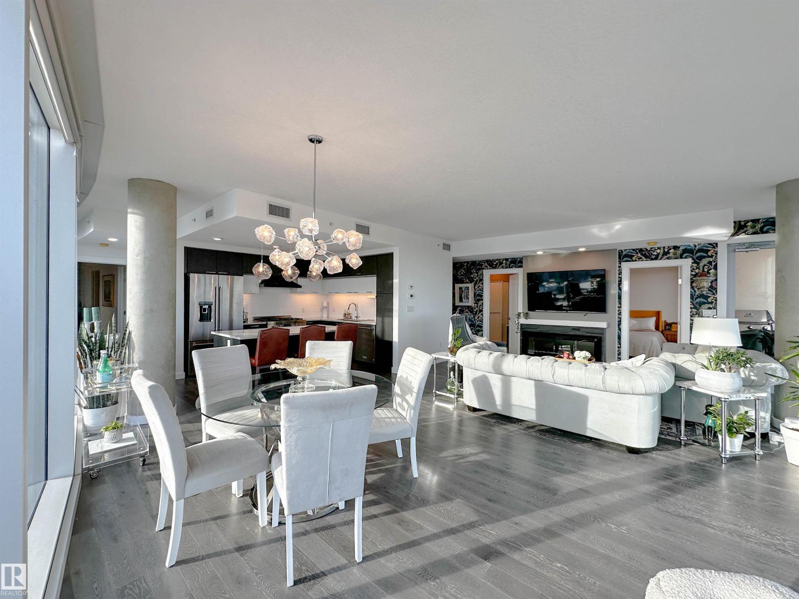 #1804 9720 106 ST NW, Edmonton