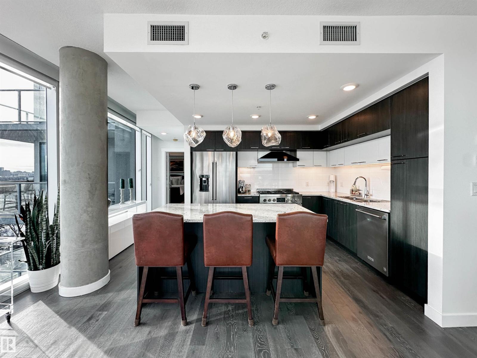 #1804 9720 106 ST NW, Edmonton