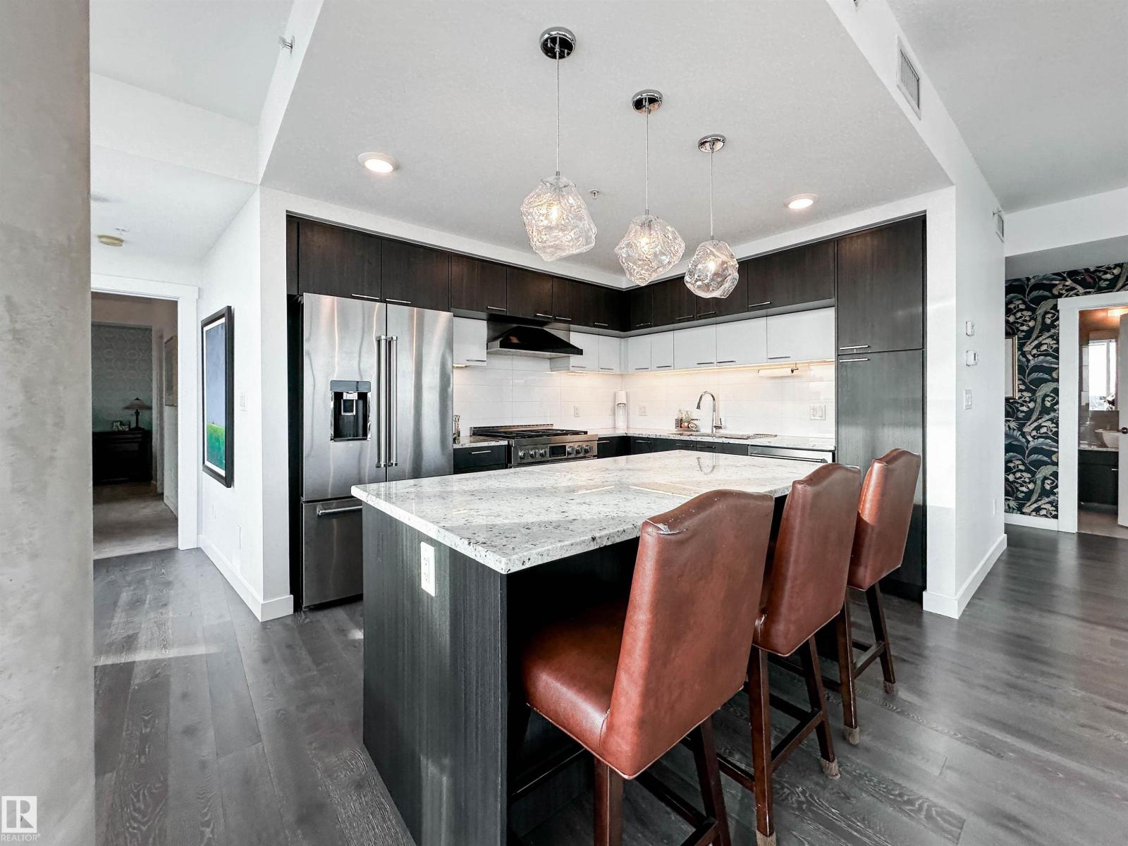 #1804 9720 106 ST NW, Edmonton