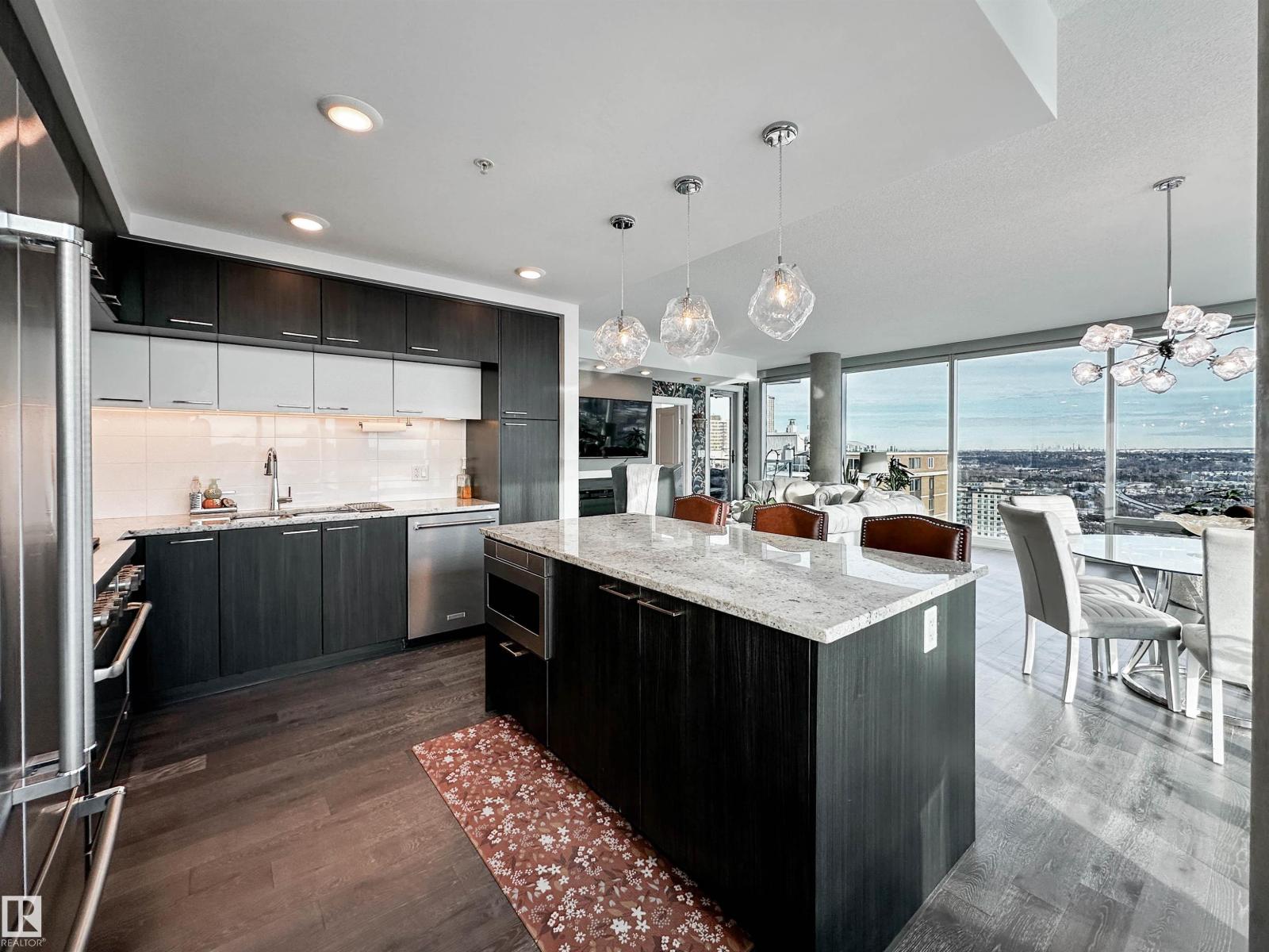 #1804 9720 106 ST NW, Edmonton