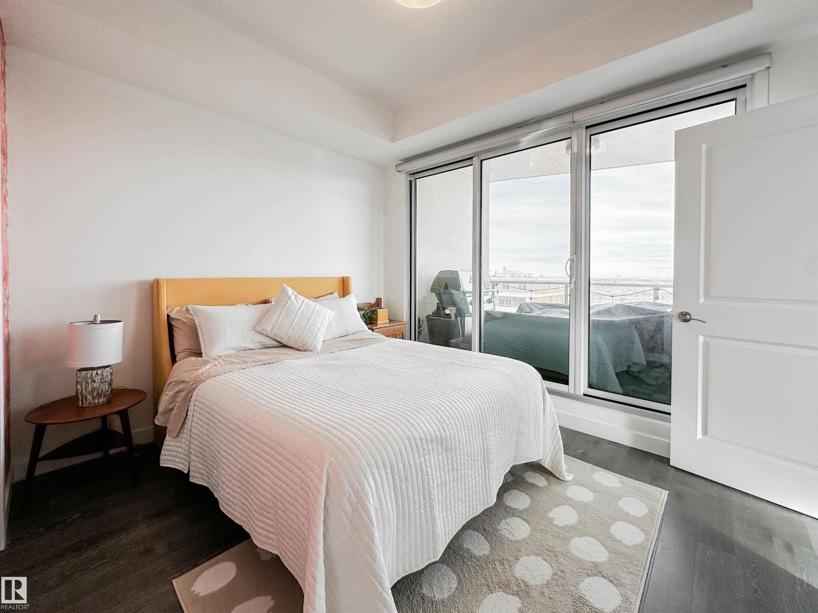 #1804 9720 106 ST NW, Edmonton