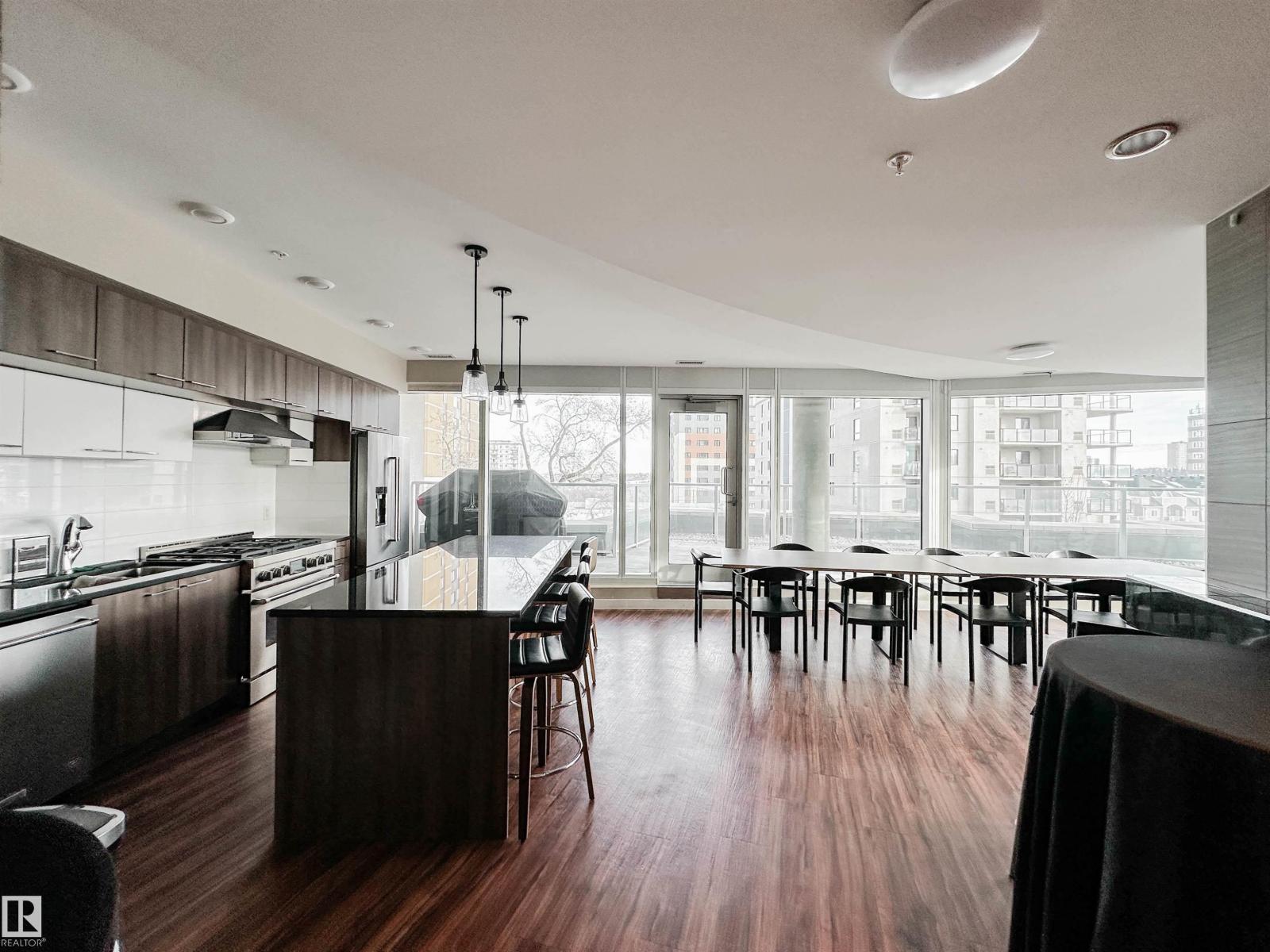 #1804 9720 106 ST NW, Edmonton