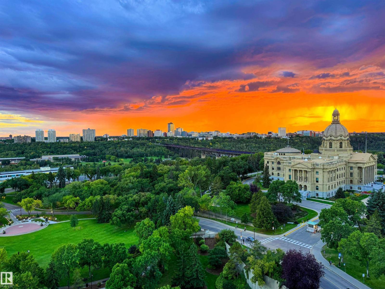 #1804 9720 106 ST NW, Edmonton