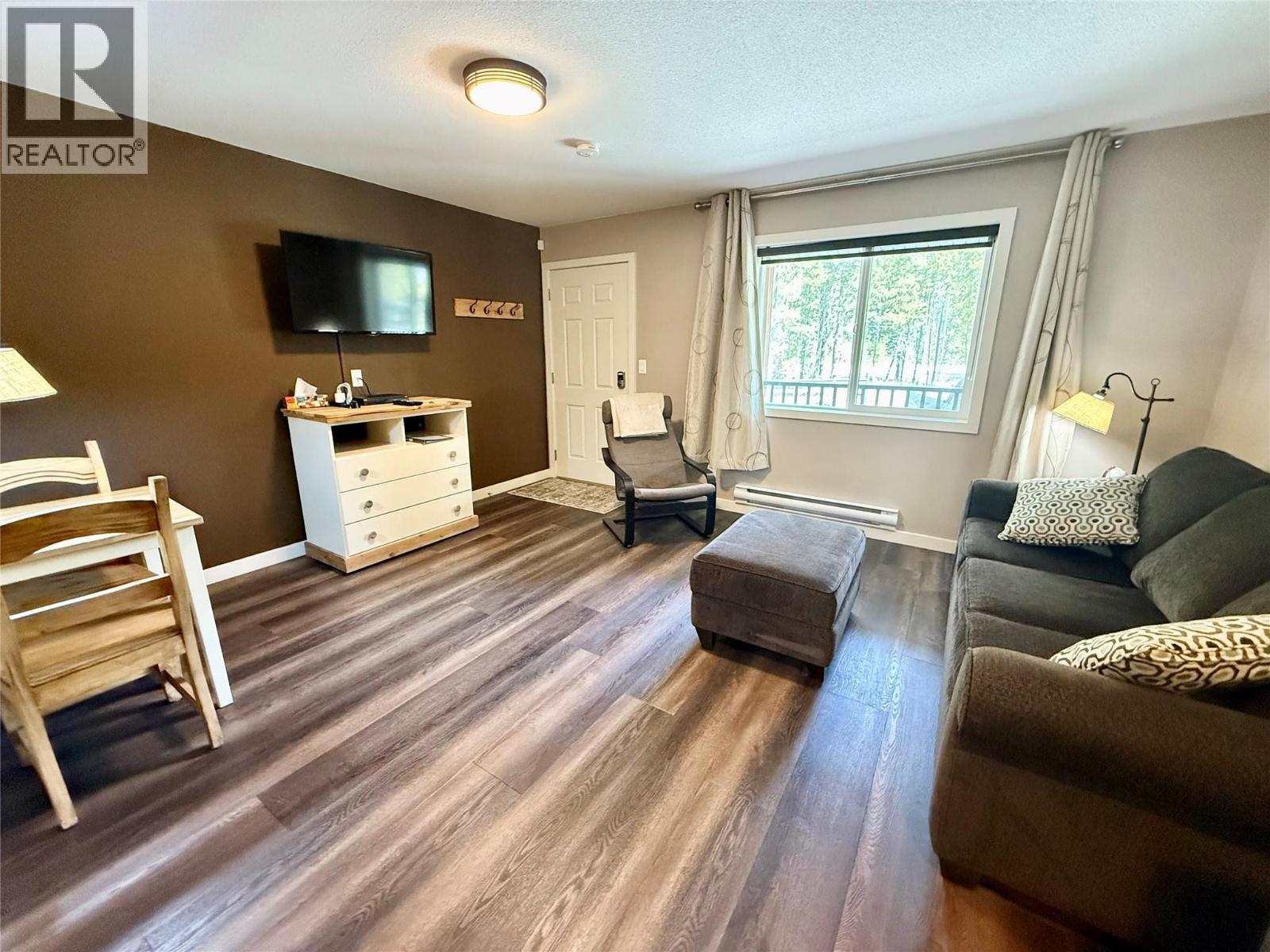 4889 Highway 3, Manning Park