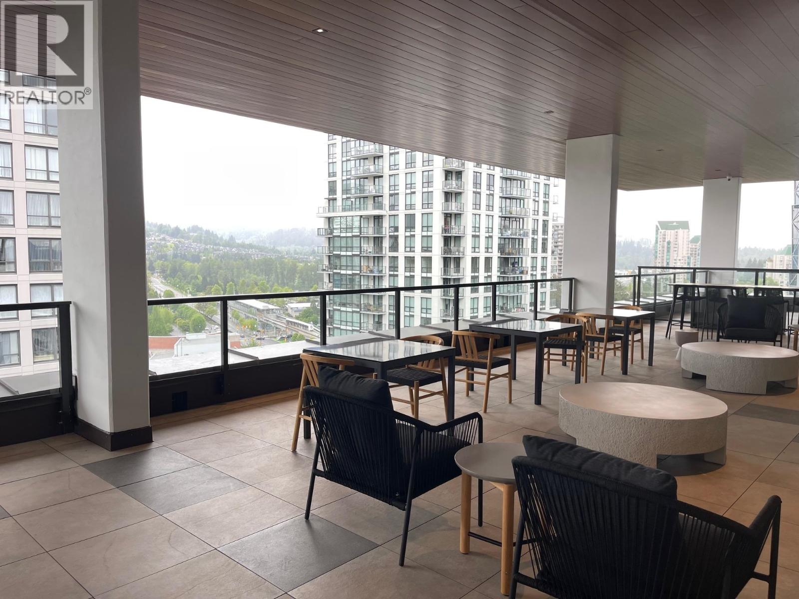 805 2992 GLEN DRIVE, Coquitlam