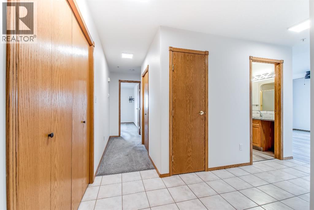 Single Family House for Sale in   Southview Drive SE Connaught Medicine Hat 