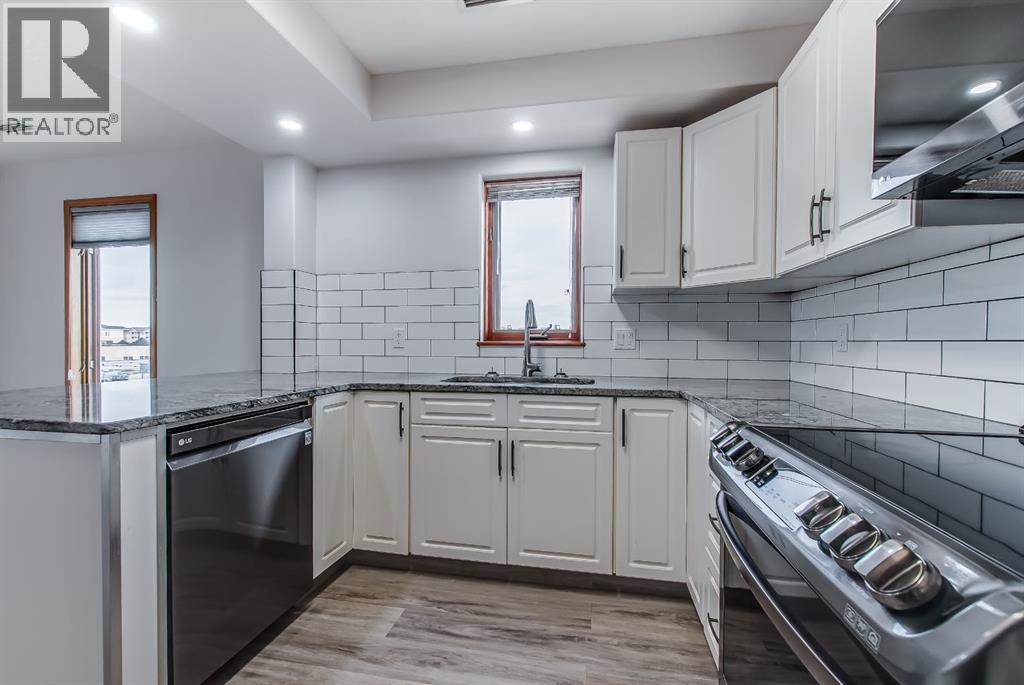 Single Family House for Sale in   Southview Drive SE Connaught Medicine Hat 